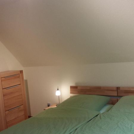 Pension Wauri , Ferienwohnung ' SCHWÄBISCHE ALB ' , Mansarden - Wohnung Waldenbuch Exterior foto