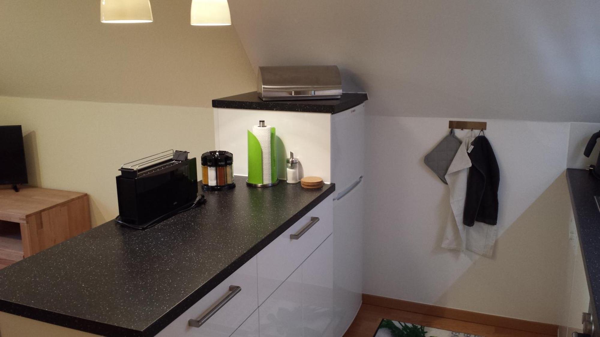 Pension Wauri , Ferienwohnung ' SCHWÄBISCHE ALB ' , Mansarden - Wohnung Waldenbuch Exterior foto