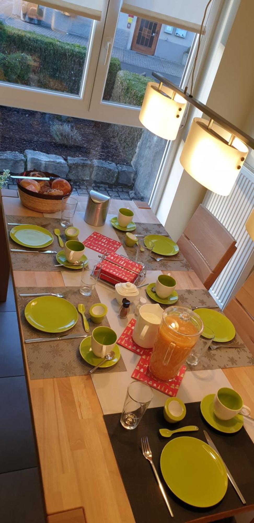 Pension Wauri , Ferienwohnung ' SCHWÄBISCHE ALB ' , Mansarden - Wohnung Waldenbuch Exterior foto