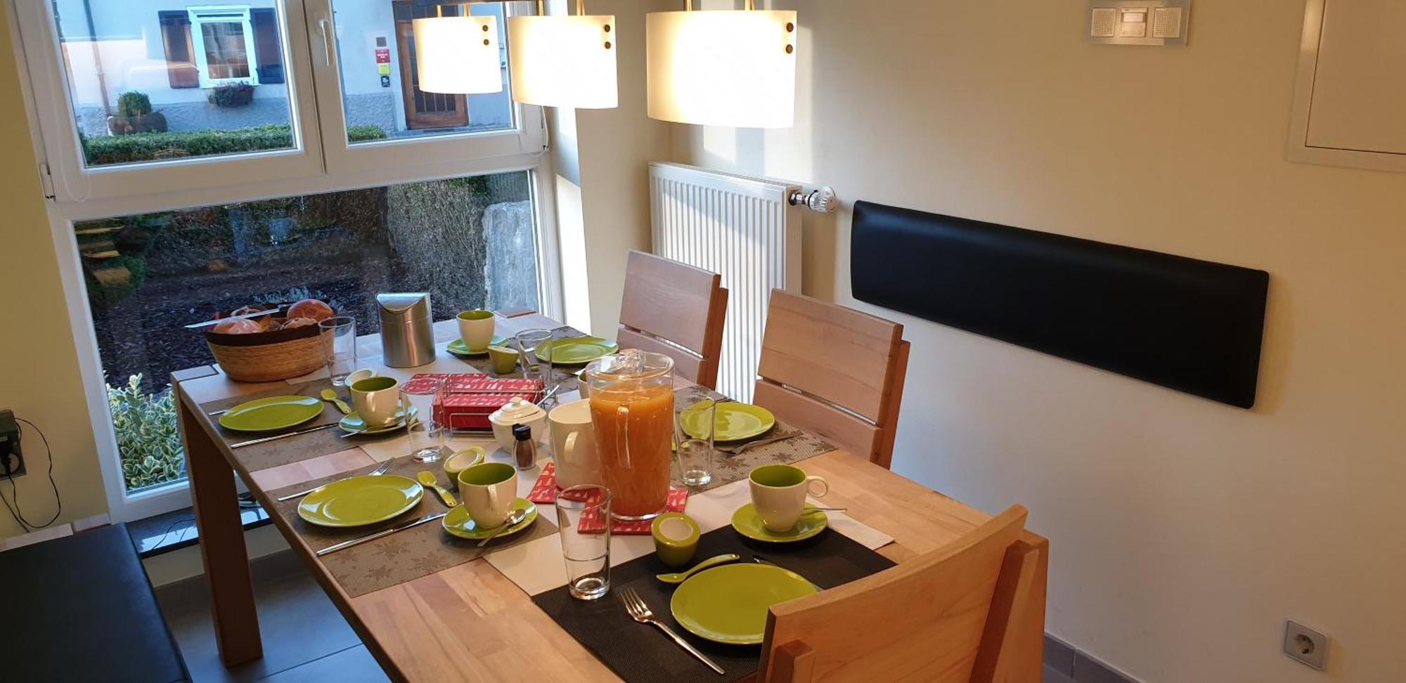 Pension Wauri , Ferienwohnung ' SCHWÄBISCHE ALB ' , Mansarden - Wohnung Waldenbuch Exterior foto
