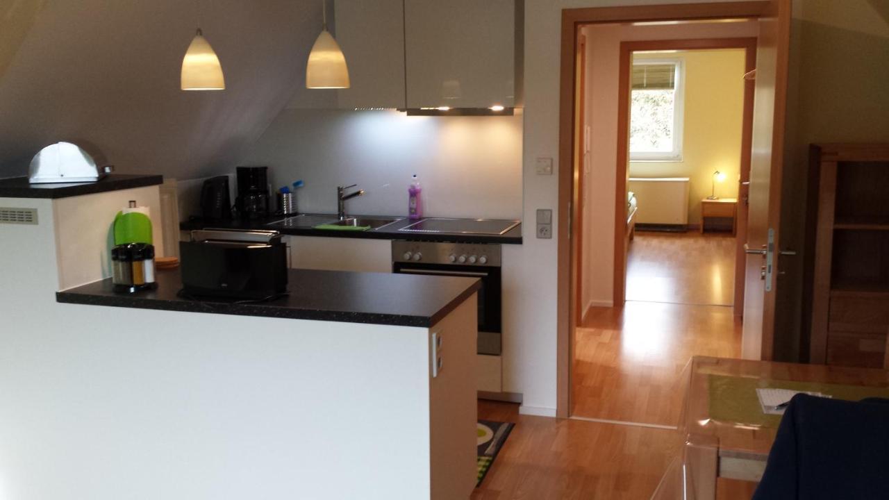 Pension Wauri , Ferienwohnung ' SCHWÄBISCHE ALB ' , Mansarden - Wohnung Waldenbuch Exterior foto